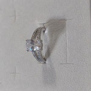 Sterling silver ring with artificial stones. Approx size 6. EUC